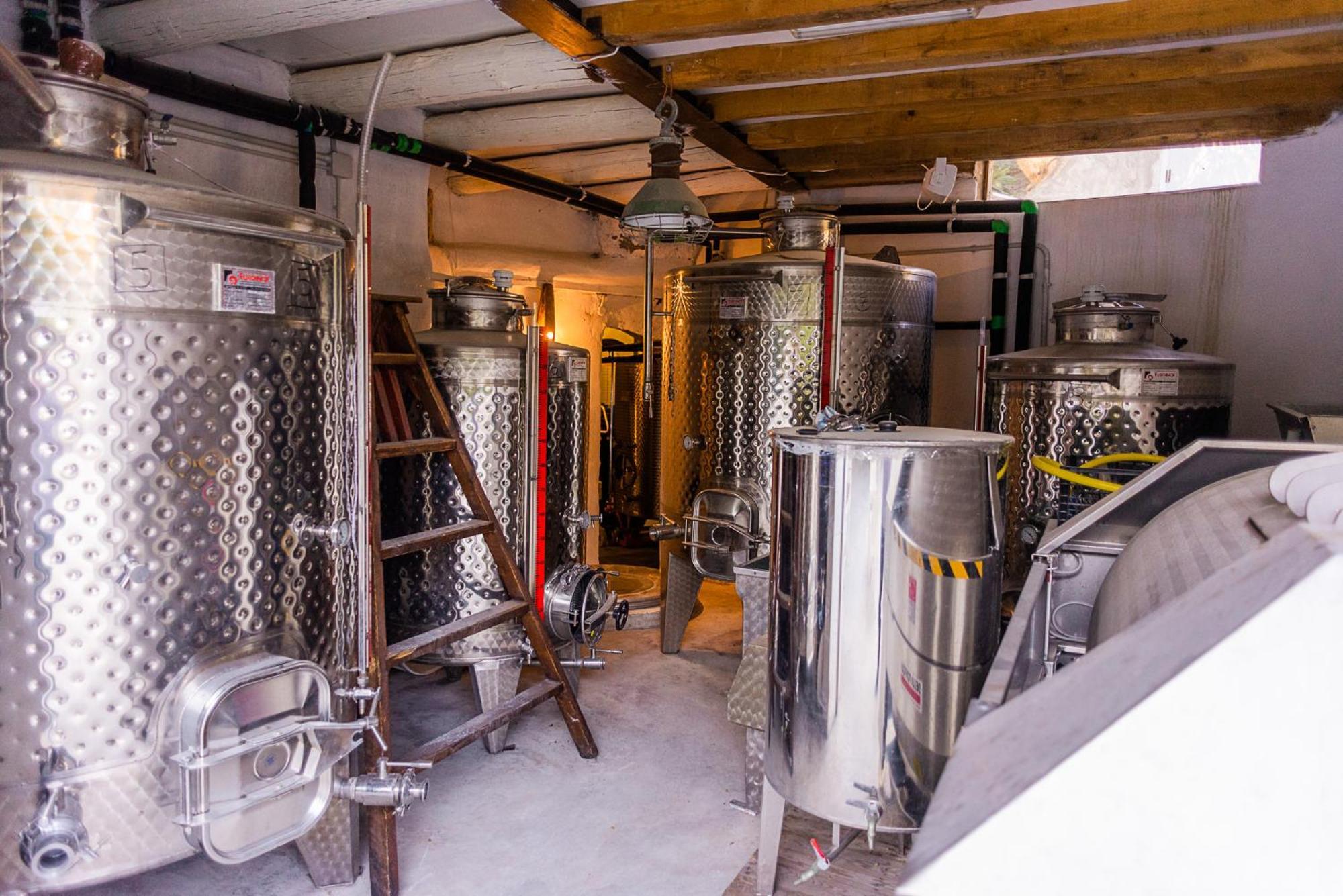 Kostantakis Winery Estate Pensionat Pollonia Eksteriør billede